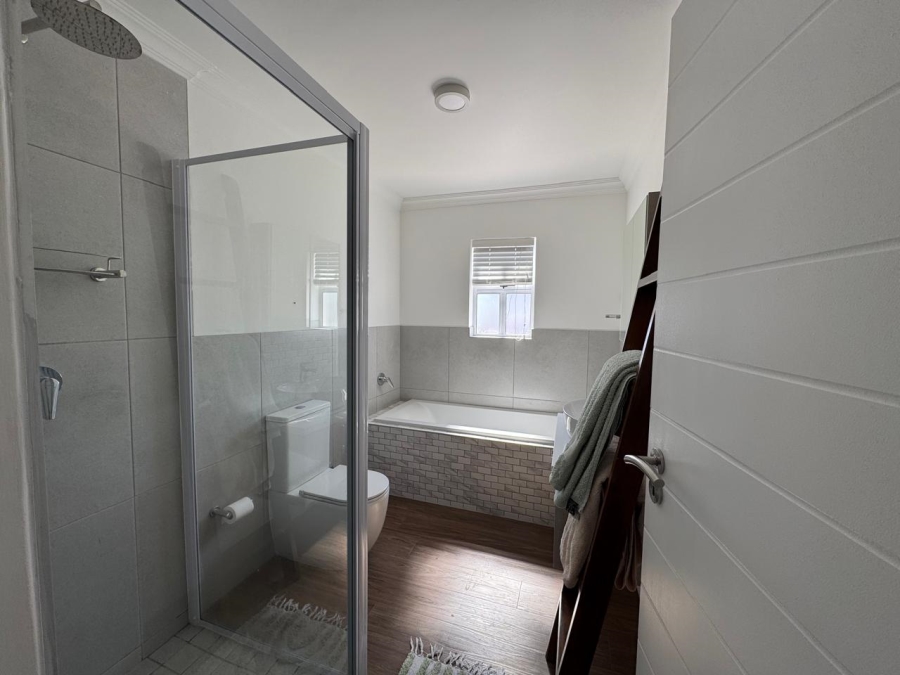 To Let 2 Bedroom Property for Rent in Da Gama Village Western Cape